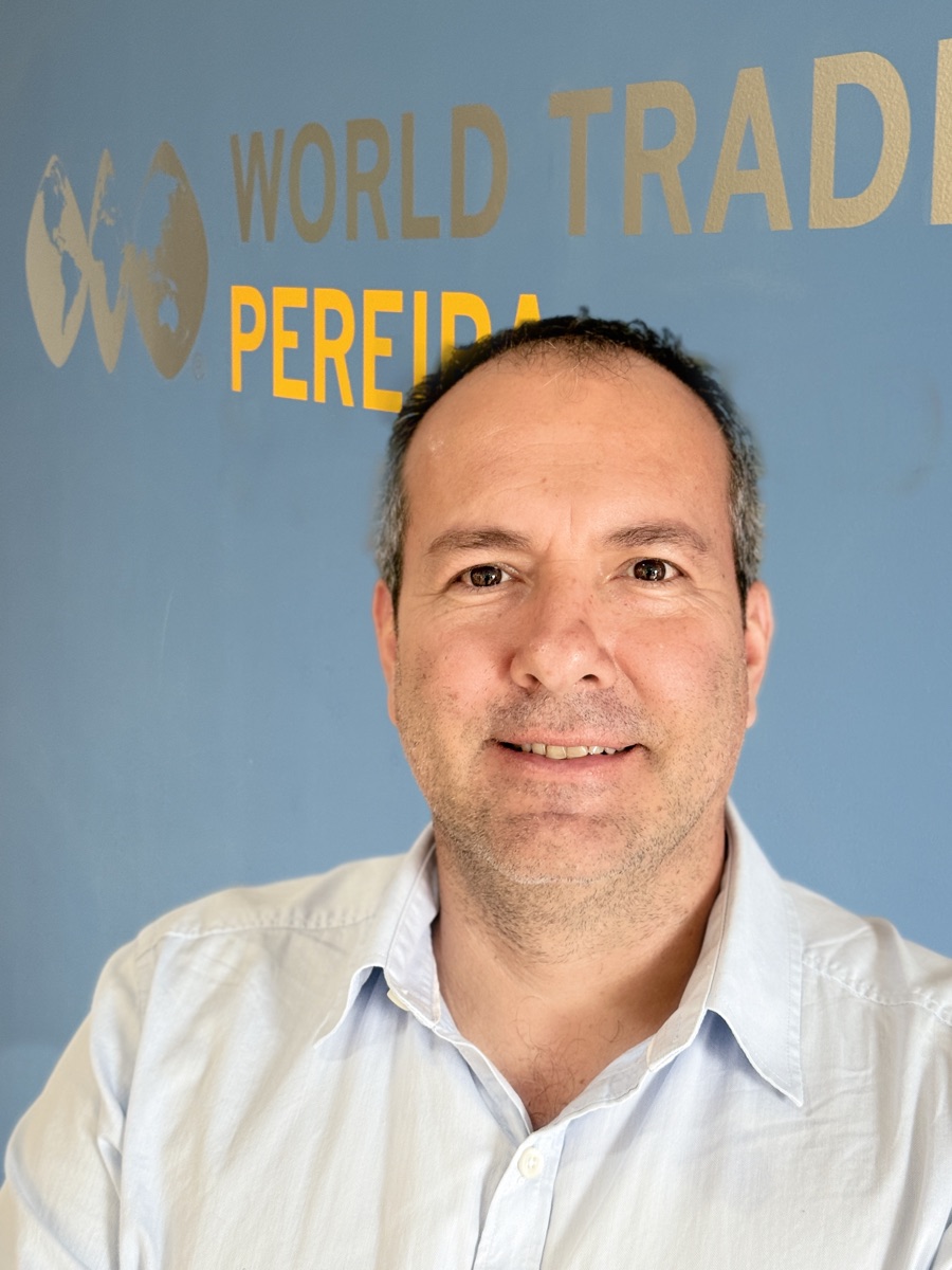 Camilo, Consultor Comercial