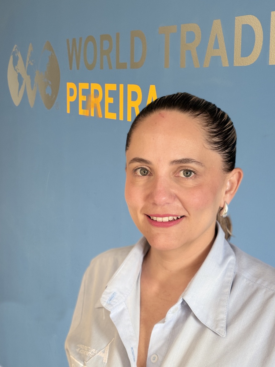 Natalia, Directora Comercial